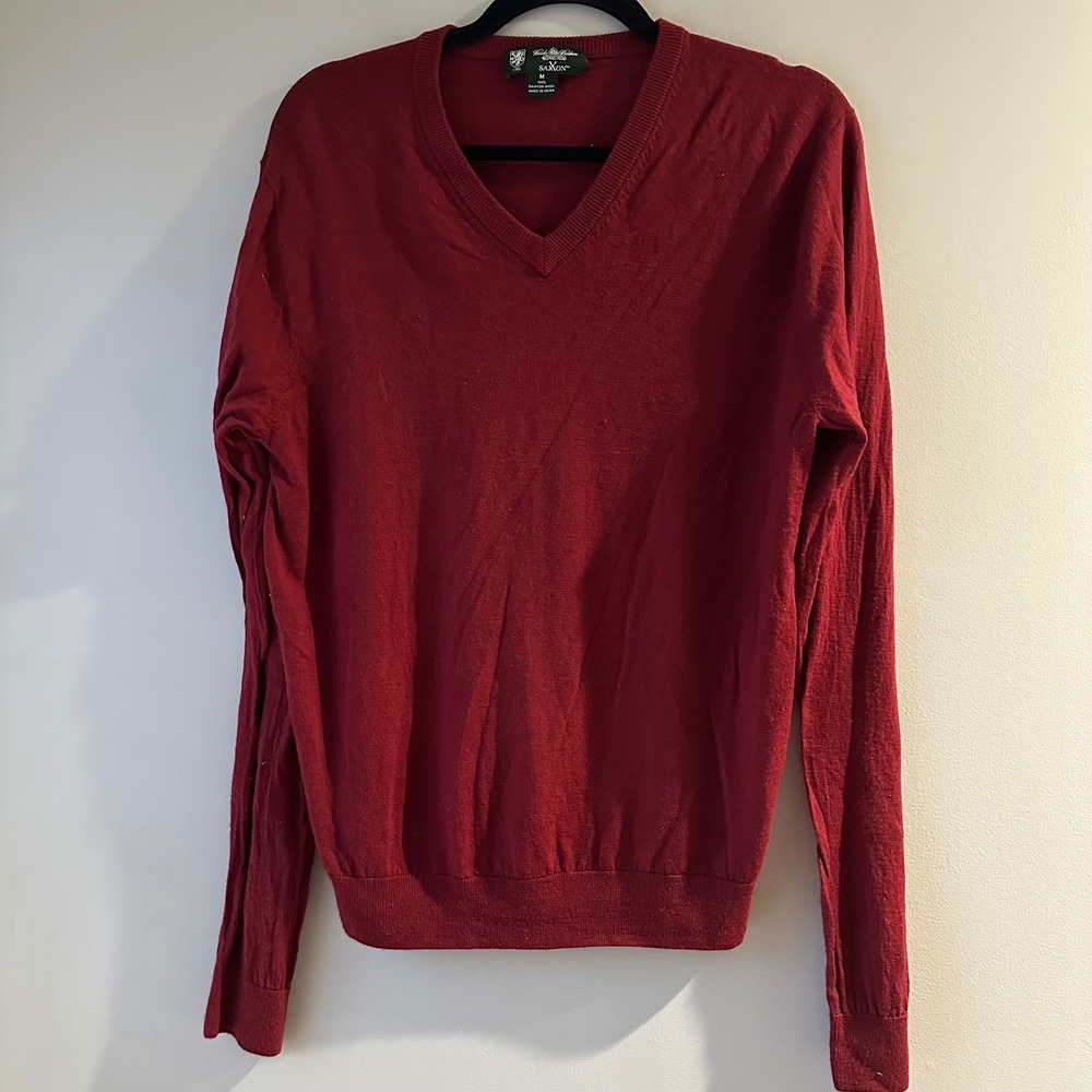 Brooks Brothers Saxxon Wool V-Neck Sweater Mens M Red Excellent‎ Fine Knit